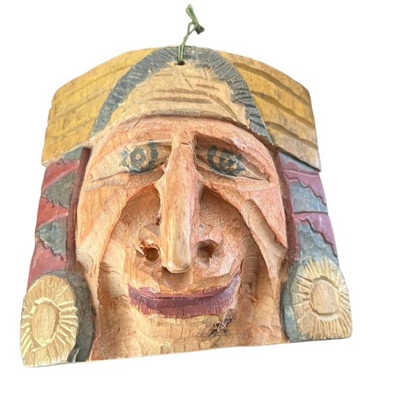 Hand Carved Native mask - Picture 2 of 4